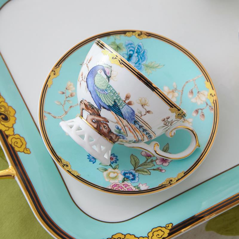 National Style Light Luxury Coffee Cup And Saucer With Spoon Small Luxury Afternoon Red Teacup Couple Set Simple Creative High-End Gifts