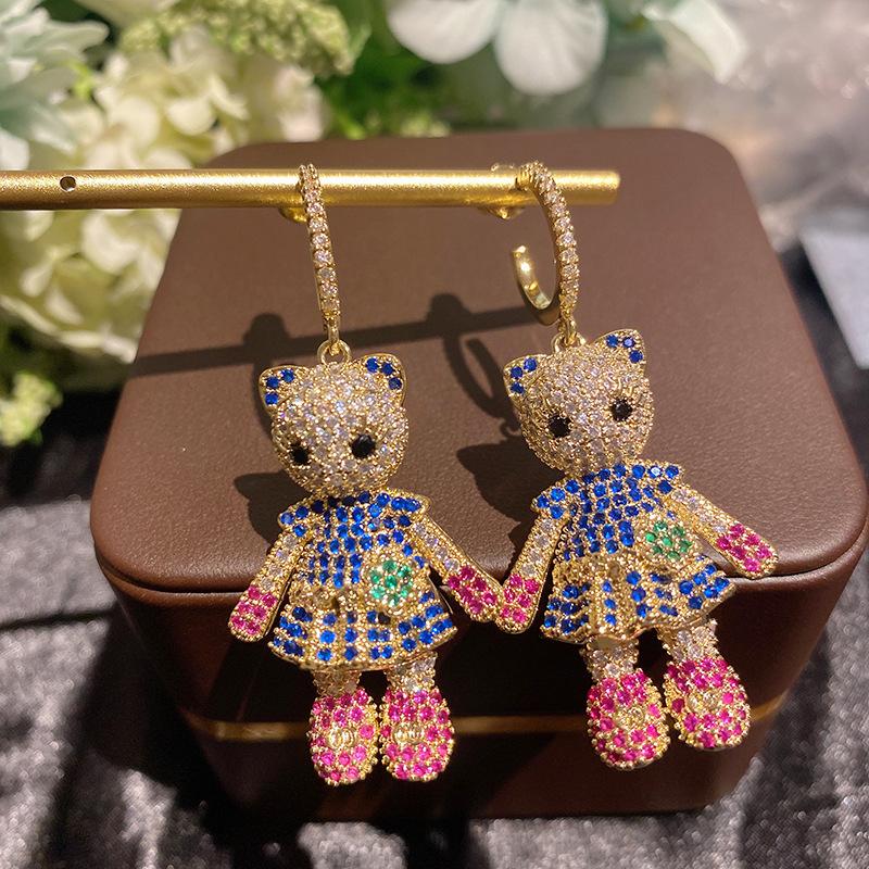 Fashion Design Kitten Earrings Exquisite Personality Cartoon Animal Cat Earrings Girl Pendant Earrings Party Banquet Jewelry