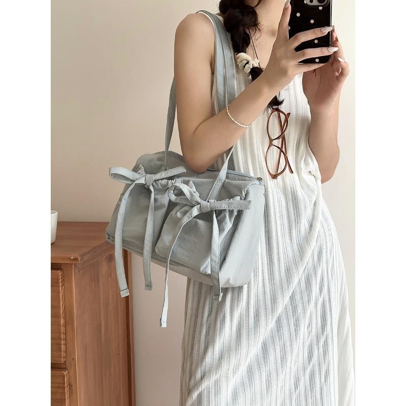 Large Capacity Women's Casual Shoulder Bag with Bow Cute Tote Bag for College Students School Class Daily Commute Shopping Lightweight Handbag