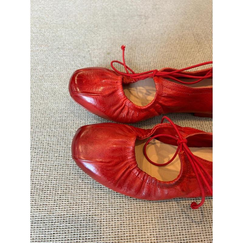 2025 new leather pleated straps ballet shoes round head shallow mouth flat bottom Mary Jane single shoes women's retro little red shoes