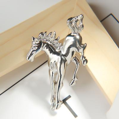 Horse Shape Women Metal Fashion Jewelry Gift Lapel Pin Brooch