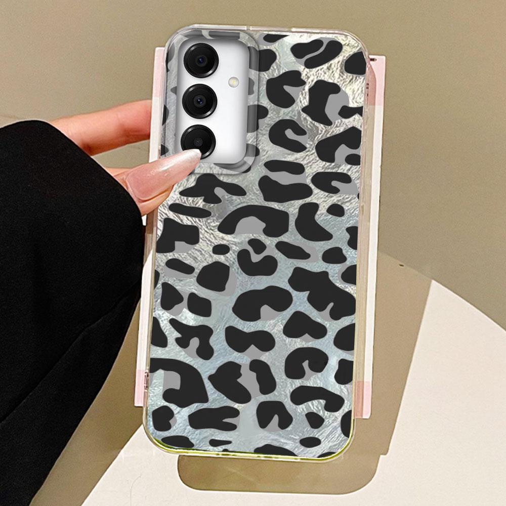 Retro Red Leopard Phone Case for Samsung Galaxy A55 A07 A17 A56 A36 A26 A16 A53 A06 A14 A24 A34 A54 A15 A25 A35 A12 A13 Cover