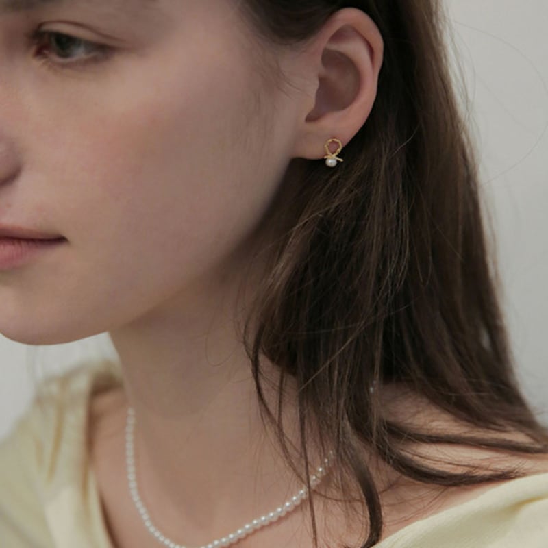 Modernlike 14k Gold-filled Silver Cast Line Freshwater Pearl Earrings