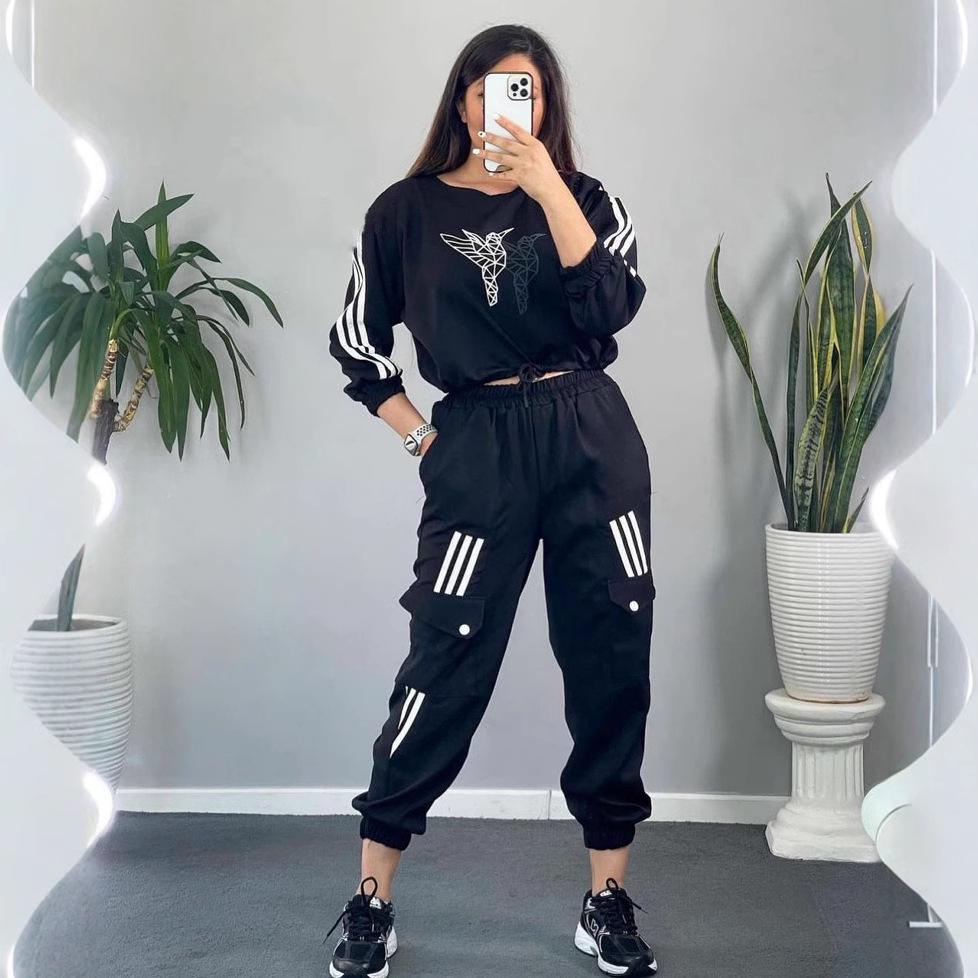 

Модный повседневный костюм с круглым вырезом и длинными рукавами M чёрный