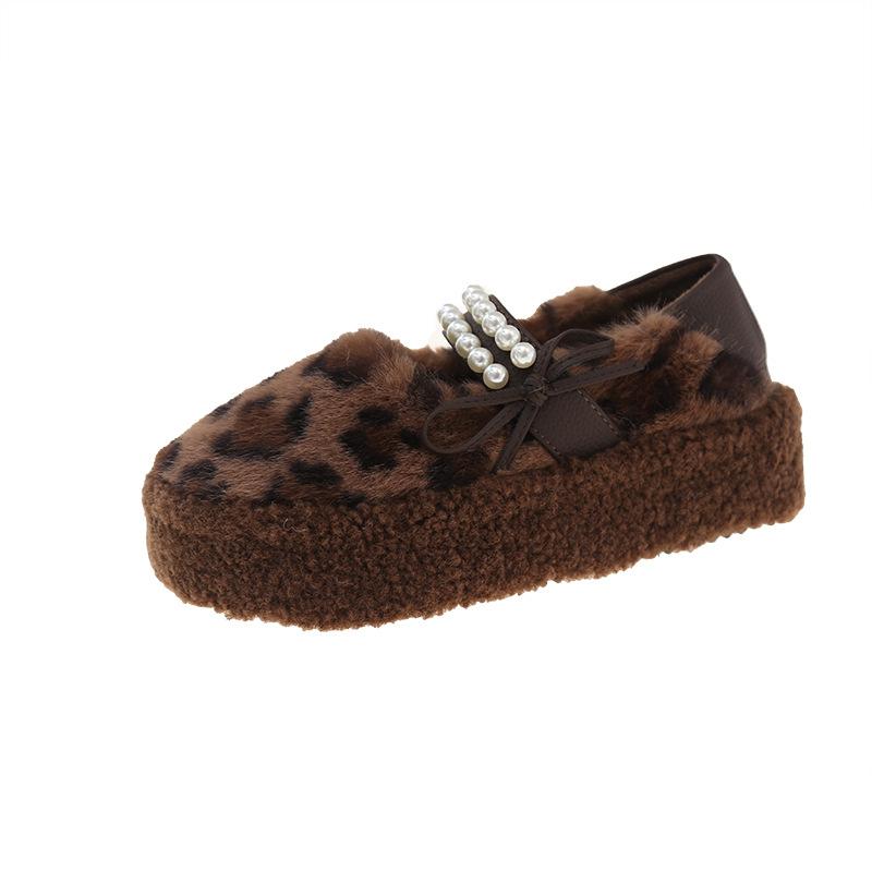 Lamb Wool Shoes Women's Outer Wear Heightening Fashion Thick Sole 2025 Autumn and Winter New Pearl One-pedal Thermal Cotton Shoes