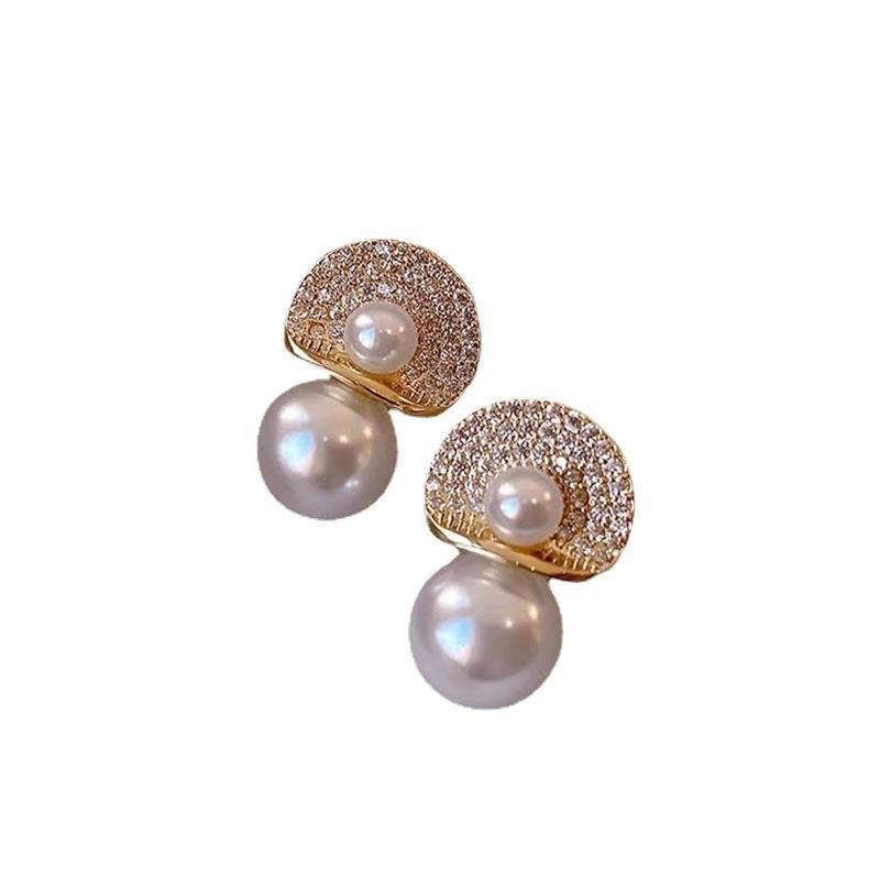 Light Luxury S925 Silver Needle Pearl Geometric Stud Earrings For Women