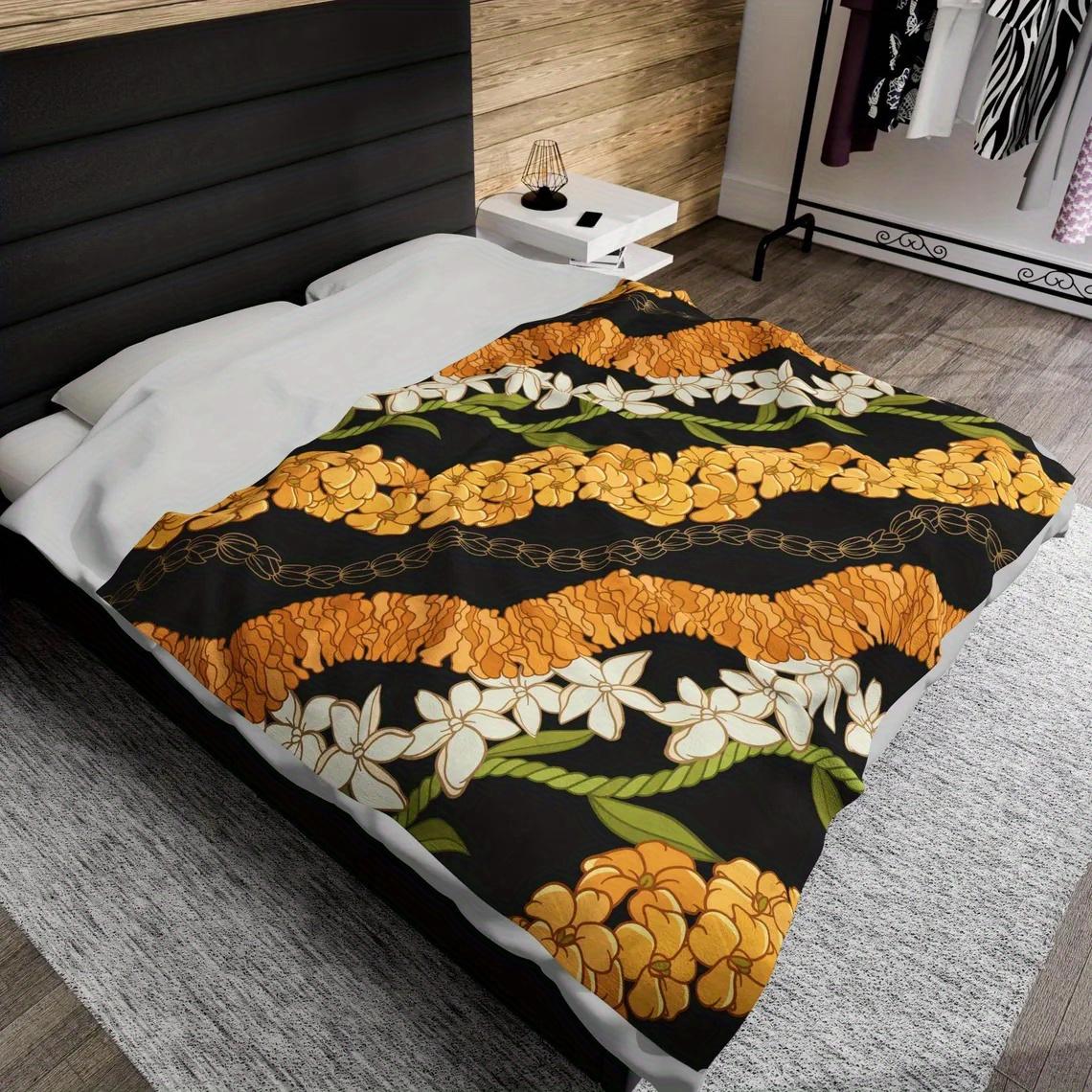 

Luxurious Flannel Hawaiian-Inspired Soft & Cozy Blanket with Black Obsidian & Golden Accents - Geometric Pattern, All-Season Com 70x100cm