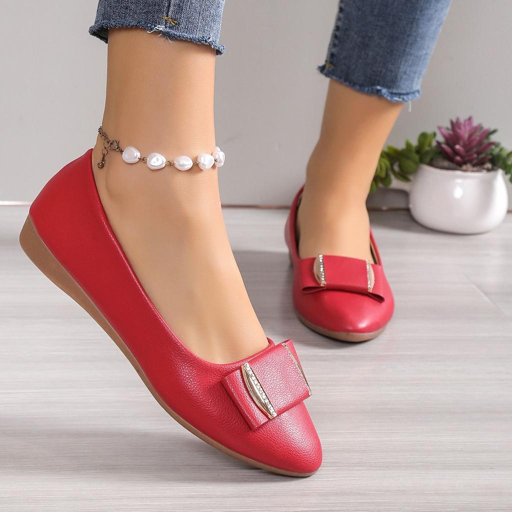 Flat-soled single shoes spring and autumn new shallow soft-soled pointed beanie ladyshoes casual mother shoes