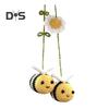 Häkeln Sie Biene Auto hängende Dekoration Auto Rückspiegel handgemachte Strickgarn Blume Honigbiene Tier hängen Ornament Anhänger