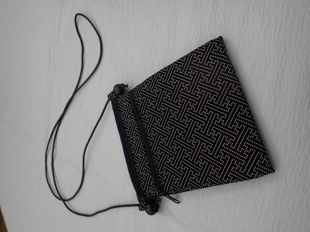 Bolsa com Zíper Estilo Inden com Padrão Sasai WAYU-RAKU (04000-300)