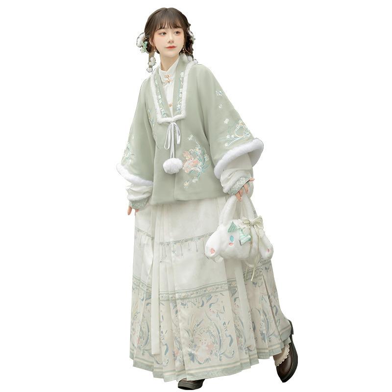 Peach Rabbit Embroidery Ming-made Cloth Cloth Jacket Horse Skirt New Year's Clothing Winter Fleece