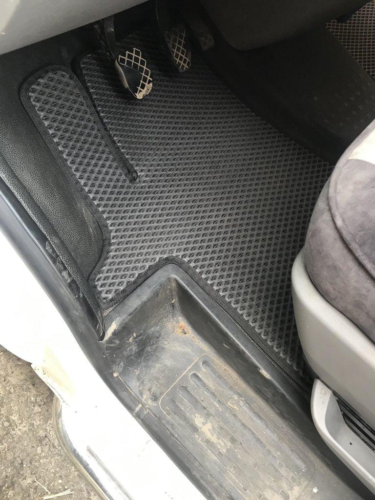 Коврики EVA (черные, передние, для 2-20251) для Volkswagen T5 2010-2015 гг