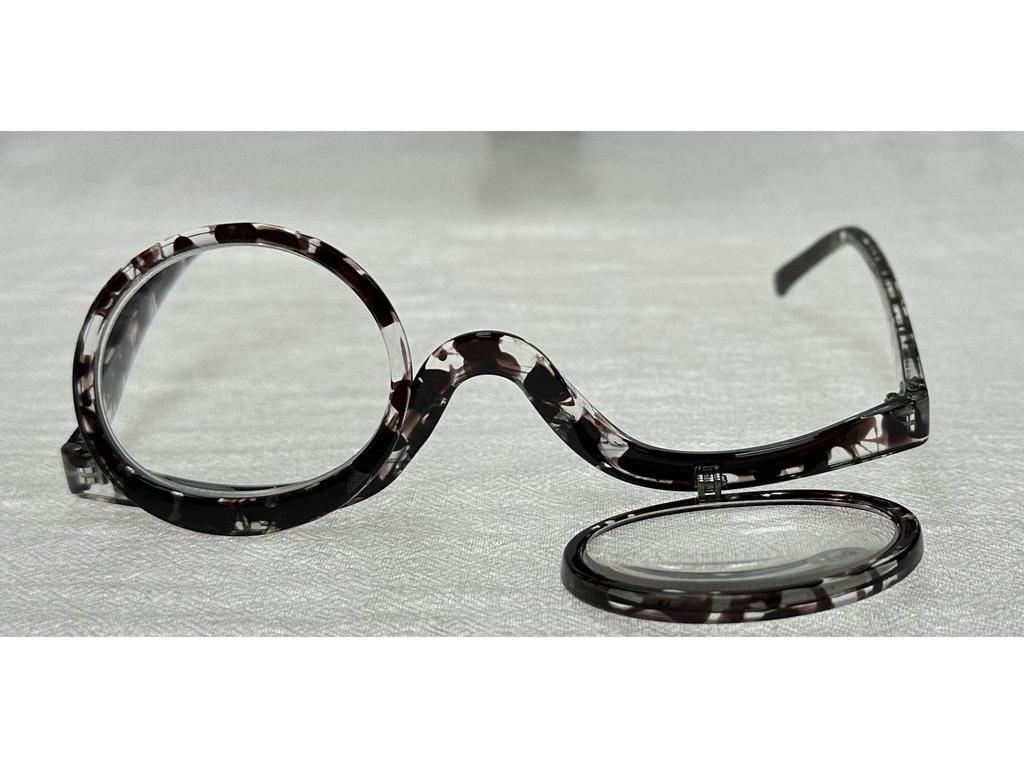 Women's Fashion Flip-Up Magnifying Makeup & Reading Glasses - Rotating Design