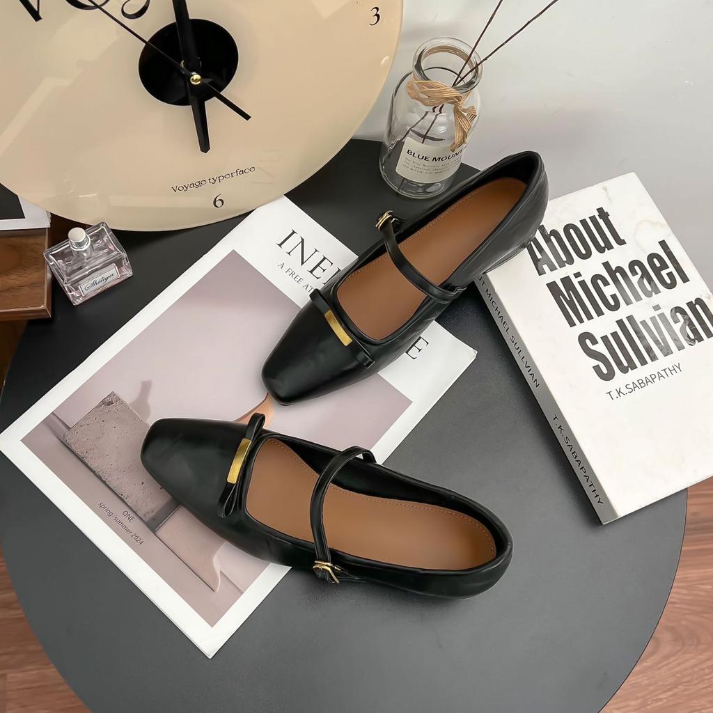 Spring new retro single shoes women wear high-end comfortable soft leather light mouth high heels thick heel not tired feet shoes