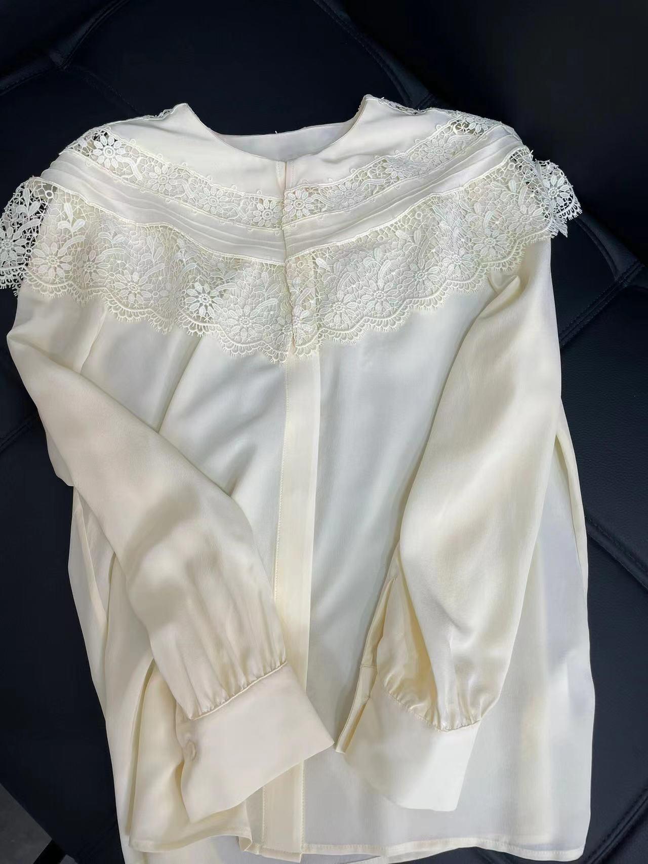 2026 Spring Noble French Lace Cape Shirt: Light Luxury, Romantic, Hollowed, Small Round Neck. L