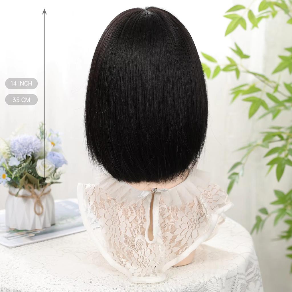 Krátké rovné černé syntetické paruky s ofinou Přírodní pro každodenní nošení Černé paruky pro ženy Cosplay Párty Tepelně odolné
