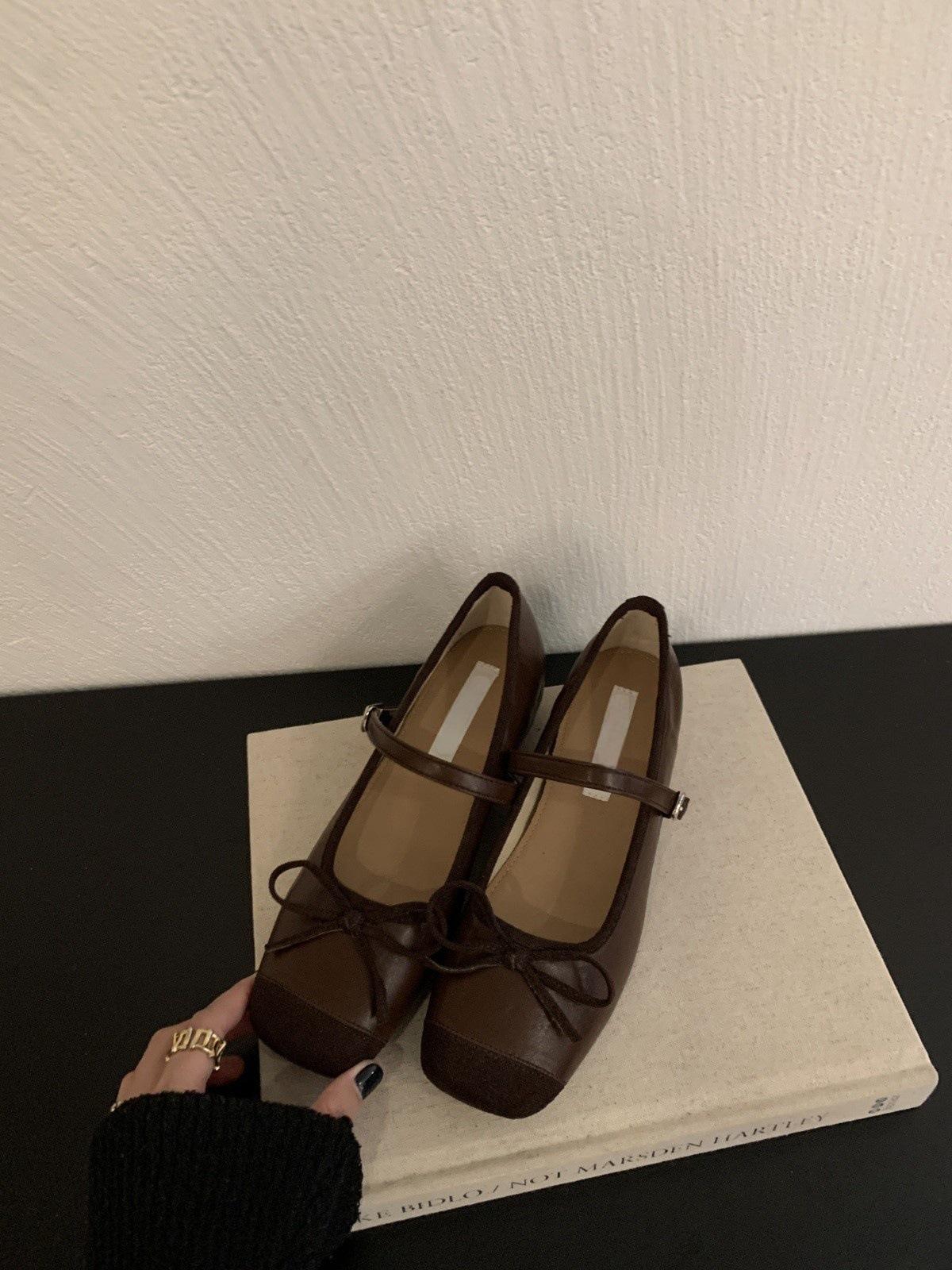 

Туфли Мэри Джейн женские весна 2025 новые банты квадратной формы серебряные балетки на плоской подошве 40 темно-коричневого