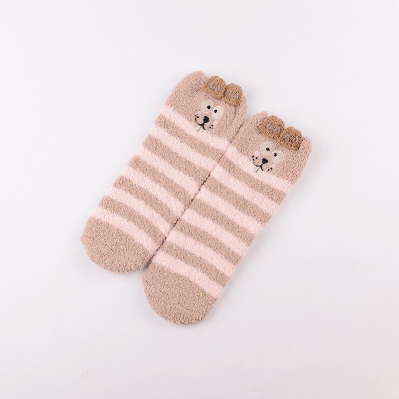 Winter Explosion Coral Fleece Women'S Socks Three-Dimensional Cartoon Terry Socks, Thickened Christmas Socks, Japanese Floor Socks