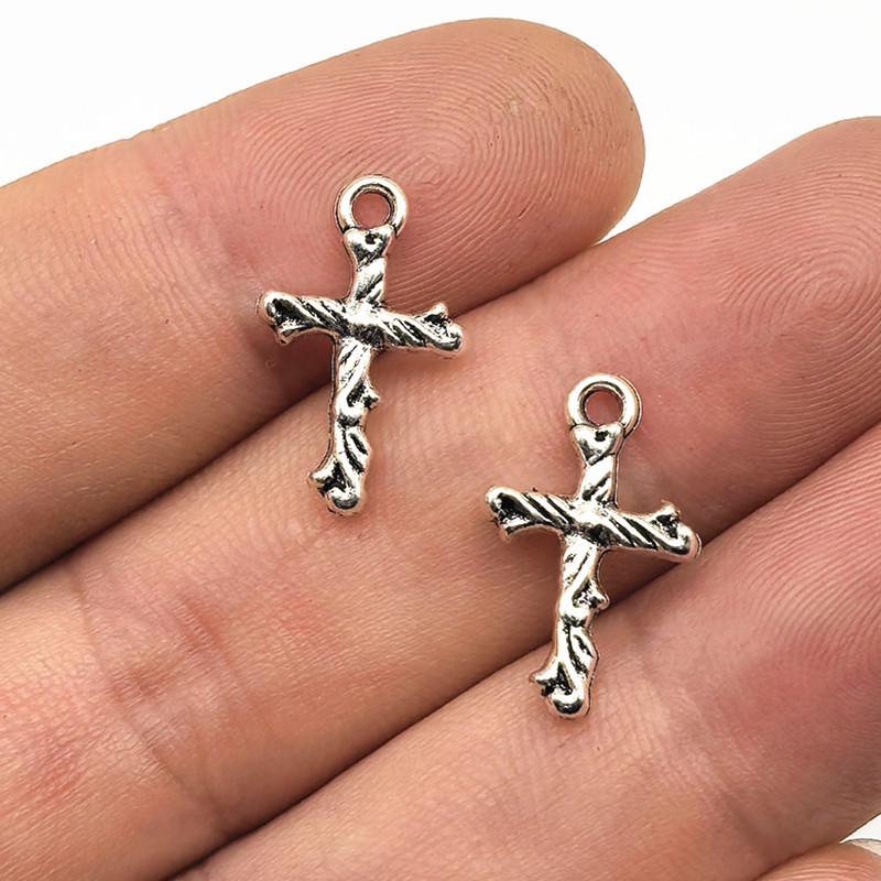 Retro Zinc Alloy Cross Pendant for DIY Jewelry