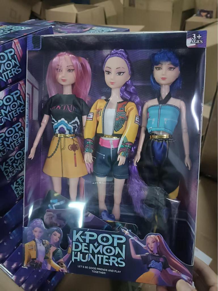KPOP Demon Hunter Girl & Boy Group Animated Dolls with Theme Song & Colorful Lights