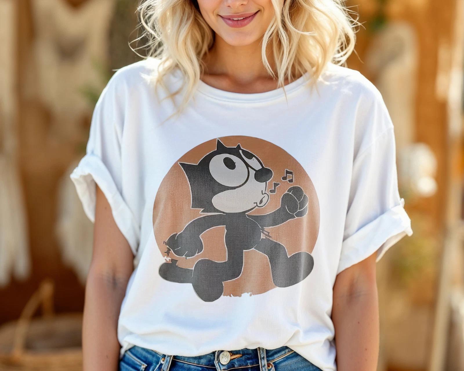Vintage Cartoon Black Cat T-Shirt – Retro Whistling Cat Graphic Tee Gift A1 XXXL