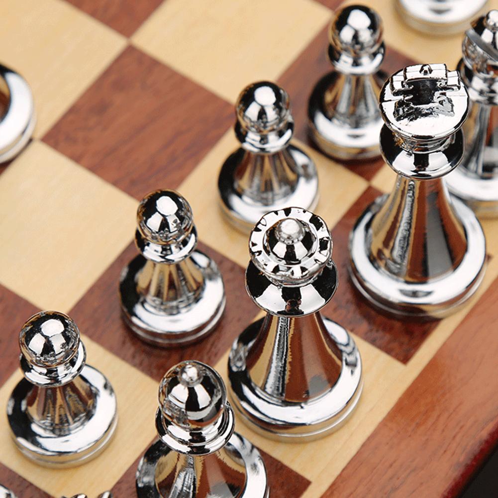 Mittelalterliches Luxus-Schachset Schachbrett Internationale Schachfiguren Familienspiel Zum Lehren Wettbewerb Innendekoration