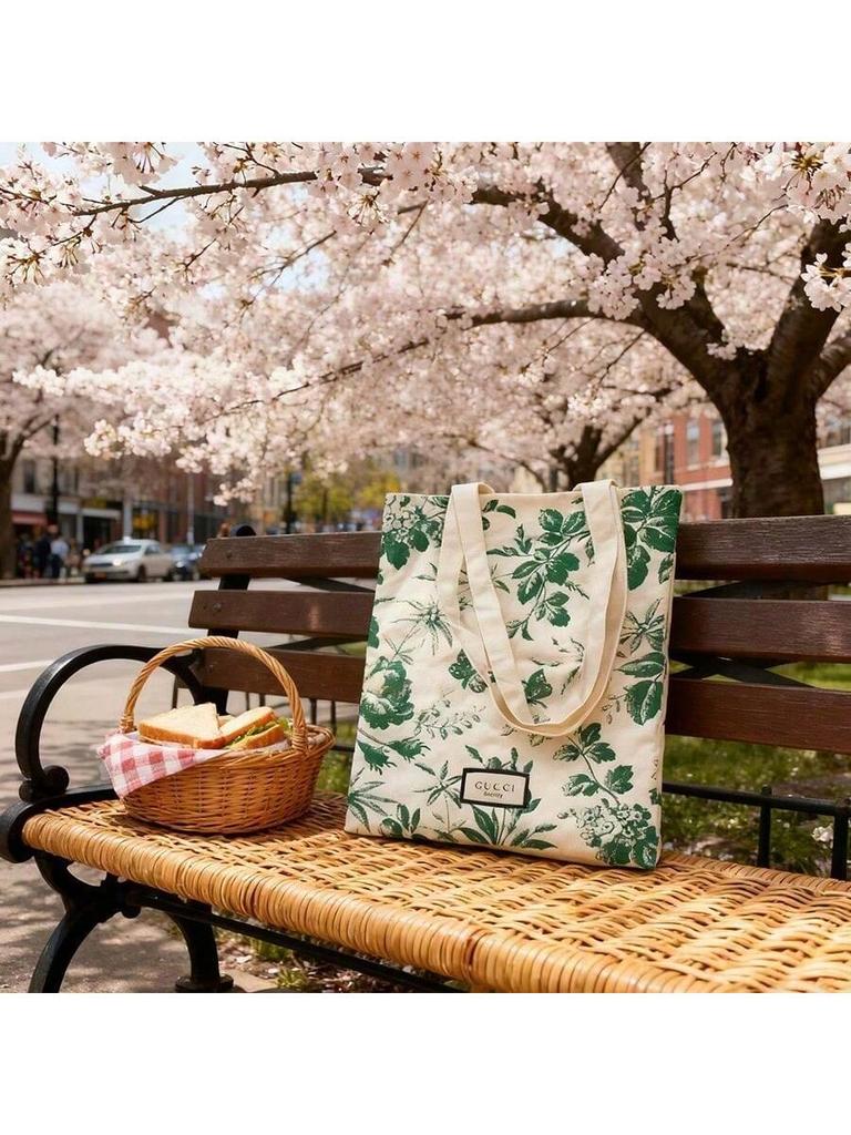 Vintage-style canvas handbag, versatile messenger bag, everyday casual handbag GUCCI-GIFT-91