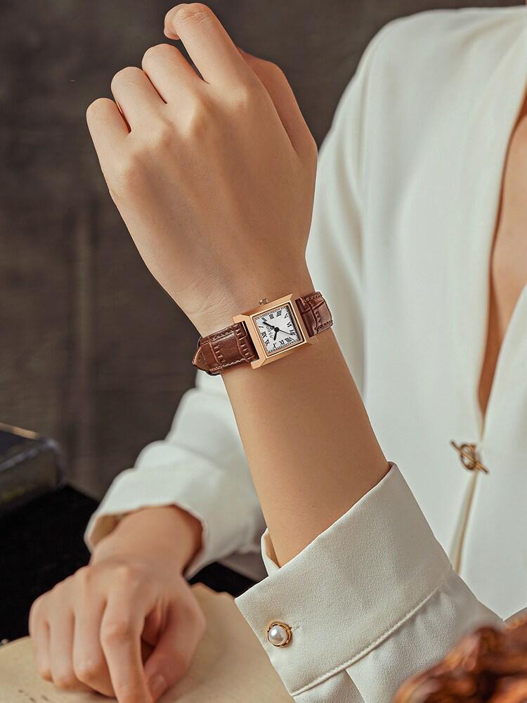 New Women'S WatchLuxurious And Vintage, Versatile Square Design, Elegant Quartz Movement, High-End Small Square Watch For Women.