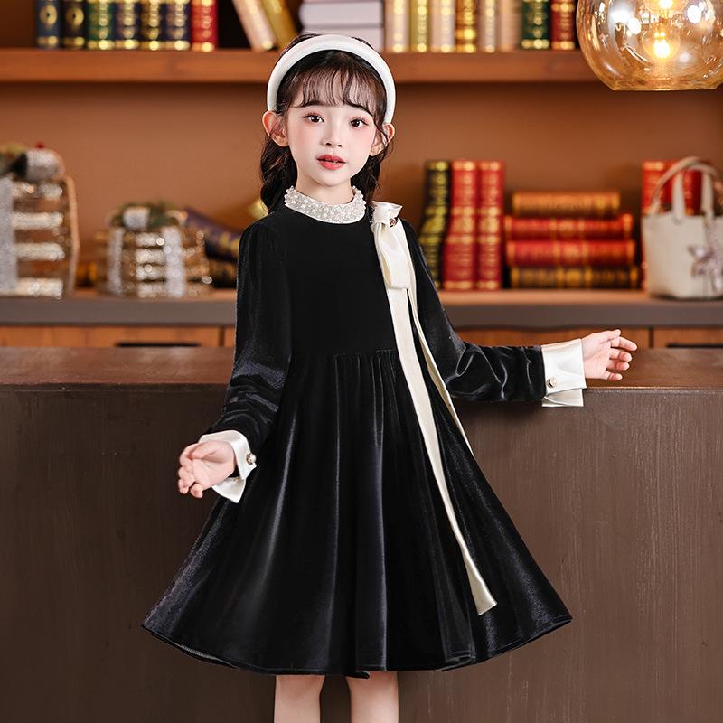 Autumn/Winter 2026 Girls' Exquisite Red Princess Dress - High-End Children's Fashion