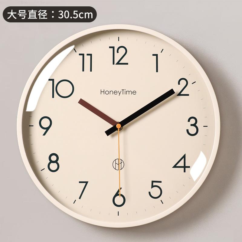 1011 New Living Room Wall Clock Modern Simple Home Creative Silent Quartz Clock Wall Hanging Light Luxury High Sense