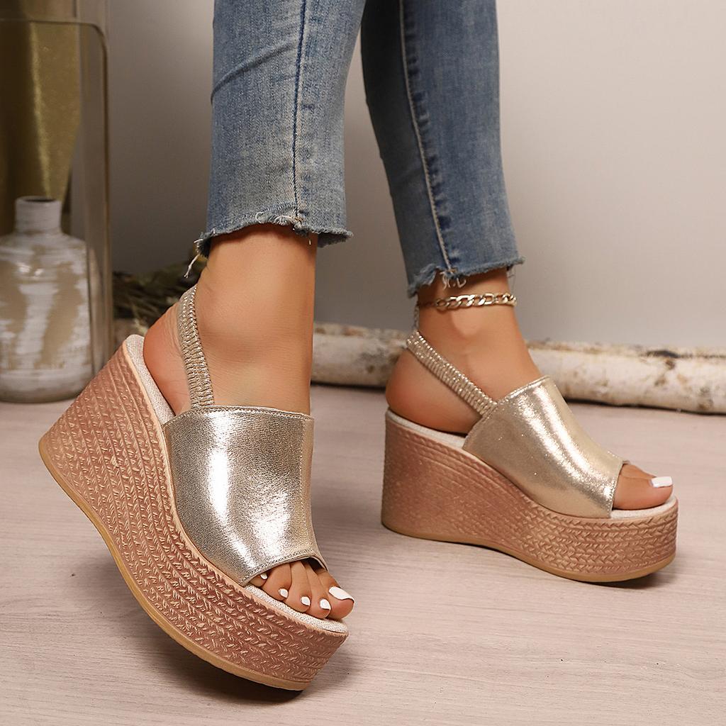 Fashion The 2025 new style of fashionable, wear-resistant, height-increasing, thick-soled, drag one-line high-heeled lightweight sandals