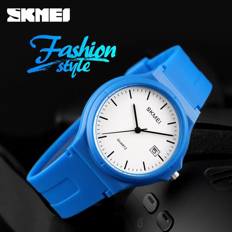 Trendy and fashionable little white quartz watch, waterproof thin schoolgirl simple scale watch
