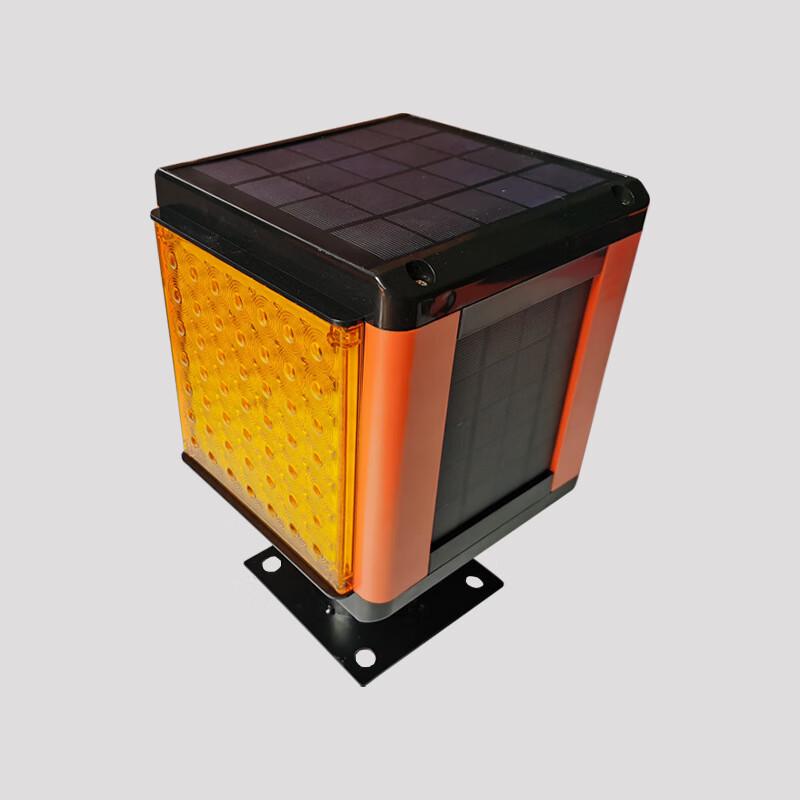Solar Yellow Flashing Traffic Signal Light 1