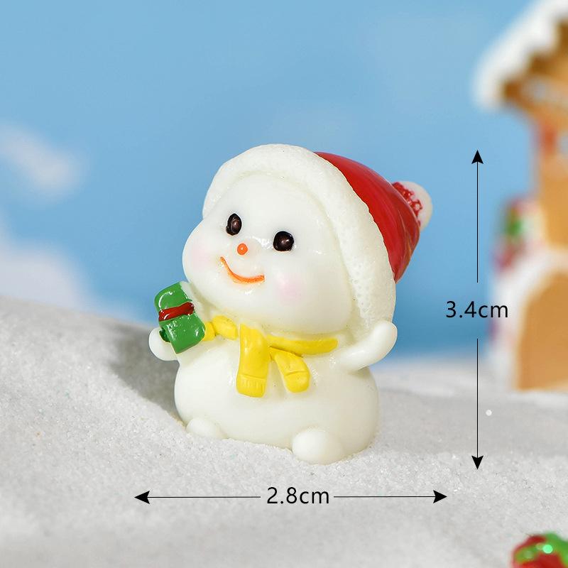 Christmas Hug Christmas Micro-landscape Snow Scene Decorative Items, Cute and Fun Little Snowman Resin Handicrafts