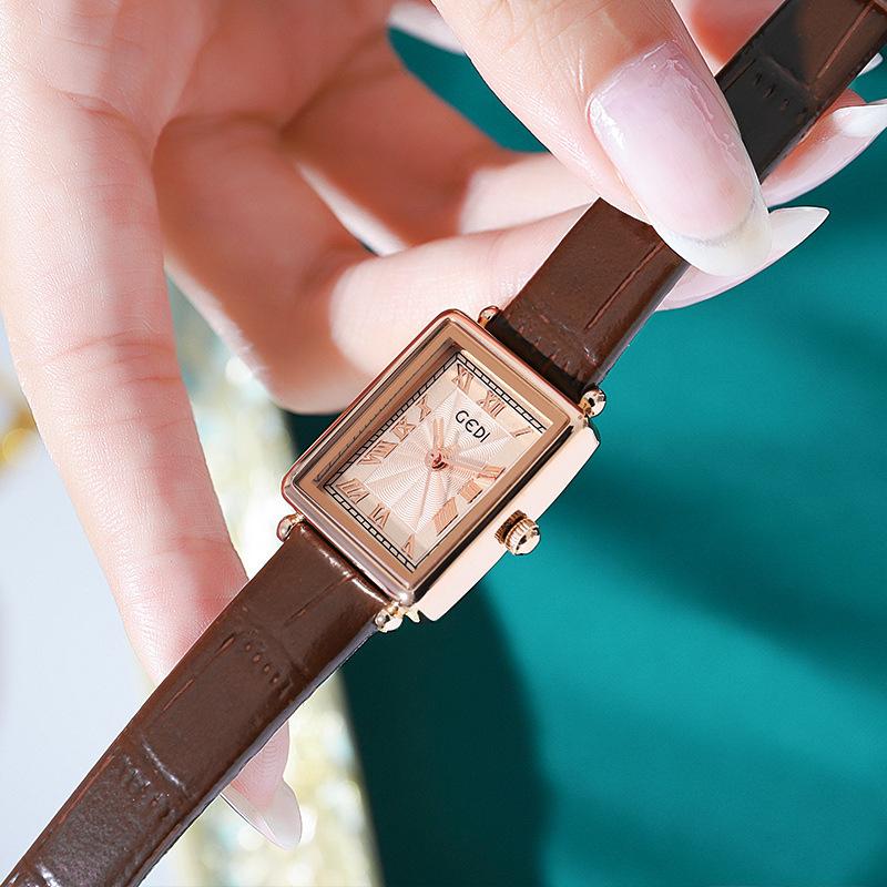 Ladies Roman Vintage Small Square Plate Student Versatile Bamboo Pattern Belt Quartz Waterproof Watch