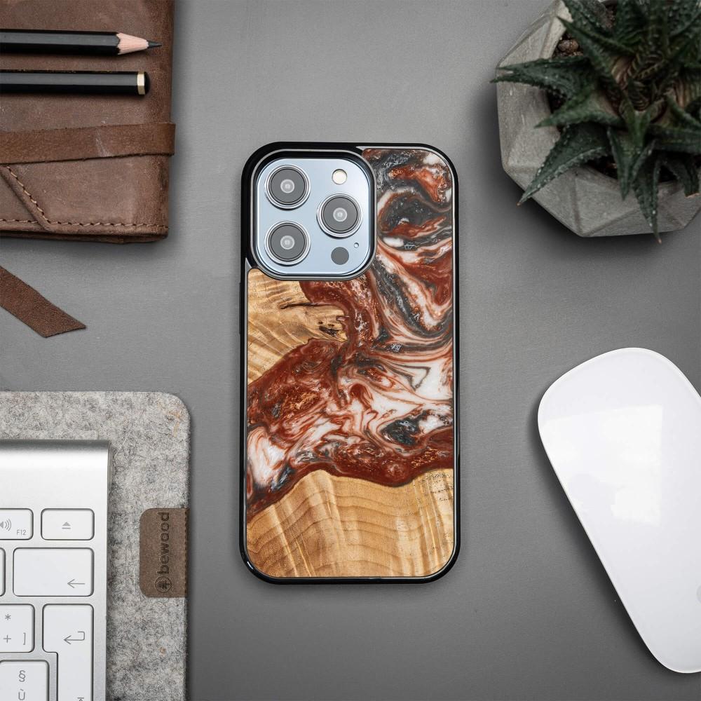 Bewood Unique Case for iPhone 15 Pro - Planets - Venus