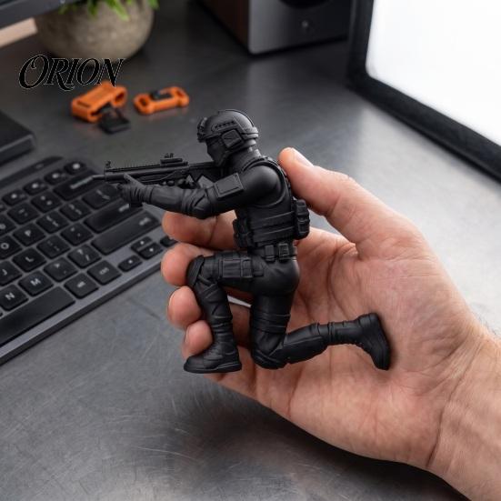 Special Warfare Action Figure 3D Printed Forces Soldier Figurine, Kneeling Tactical Model, DIY Paintable Blank Tabletop Decor, Gift for Military