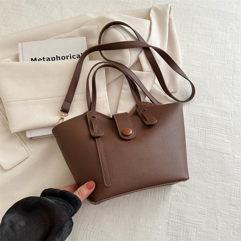 Stylish 2024 Summer Women's Crossbody Bucket Bag Trendy Minimalist Shoulder Handbag