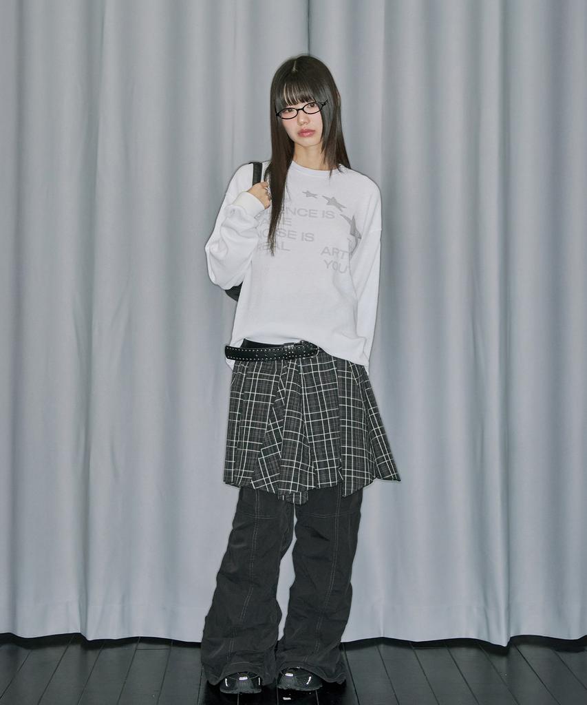 ODDSTUDIO Star Applique Waffle Long Sleeve - Off White