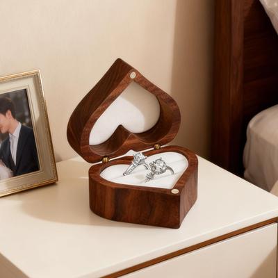 Proposal Box 1Pcs Love Heart Shaped Walnut Wood Ring Box Jewelry Case for Wedding Ceremony Jewelry Box Storage Proposal Wedding