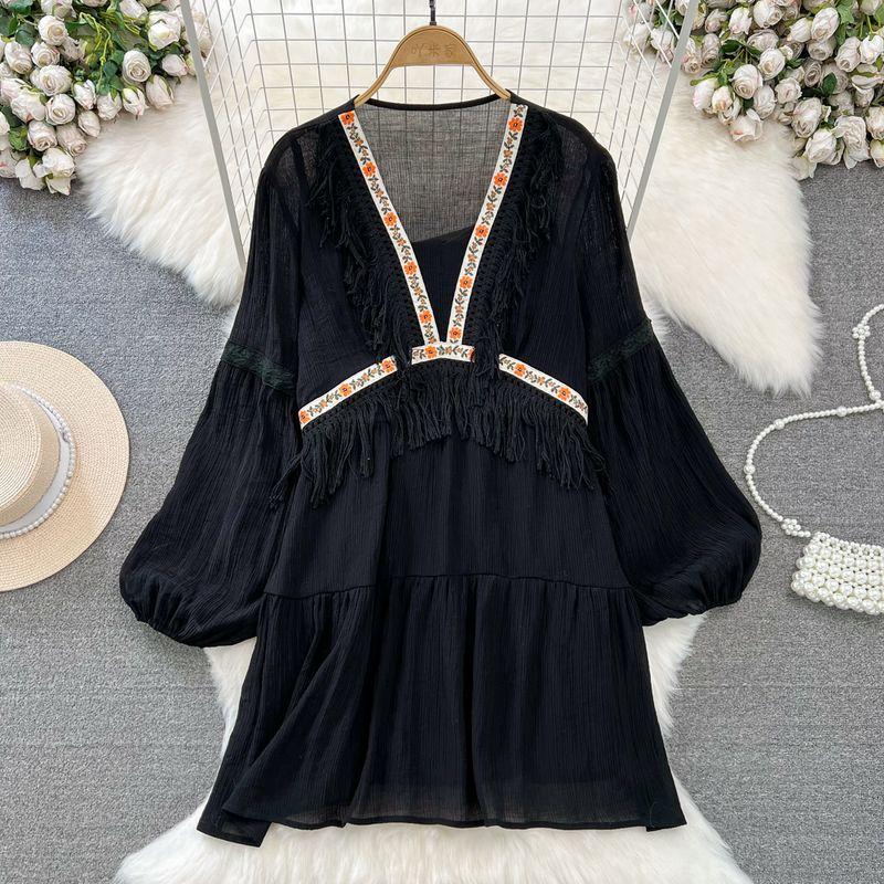 Lantern Sleeve Tassel V-neck Patchwork Loose A- line Dress