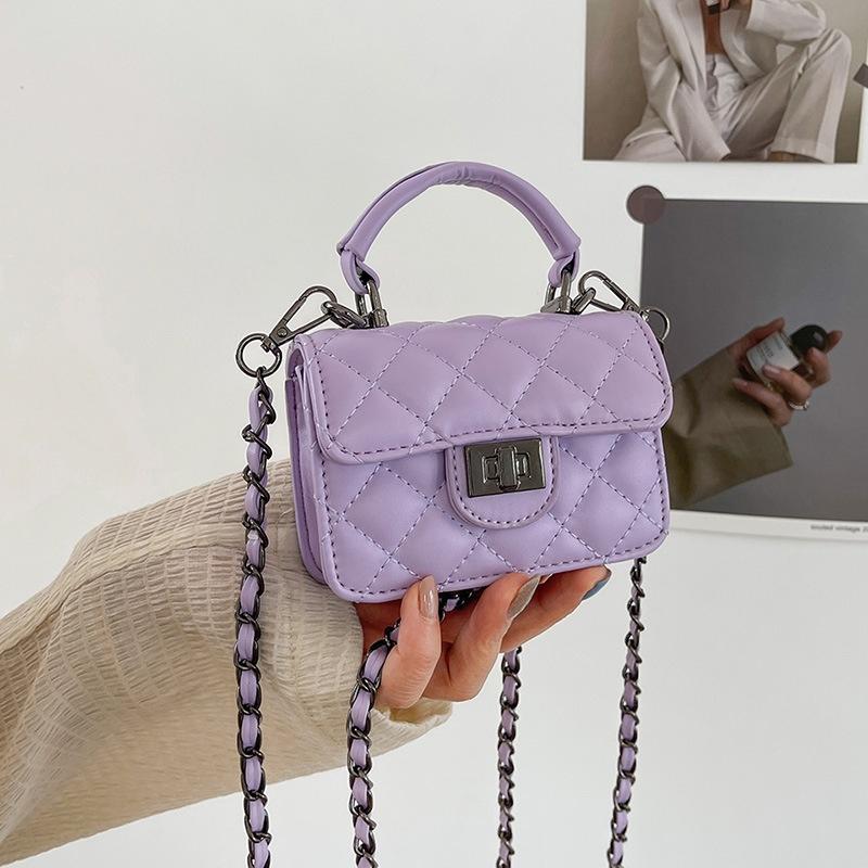 IELGY Women's Fashion Diamond Chain Messenger Bag, Mini Candy Color Change Red Envelope.