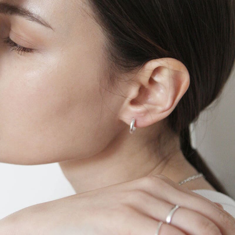 TOU [Silver925] TN025 Basic Sleek Round Semi Bold Earring