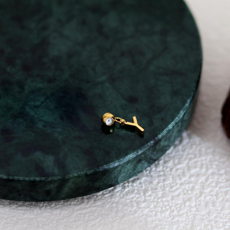 DIY Letter Necklace: 26 English Letter Pendant, Pull-Out Chain, Personalized Single Pendant Accessories