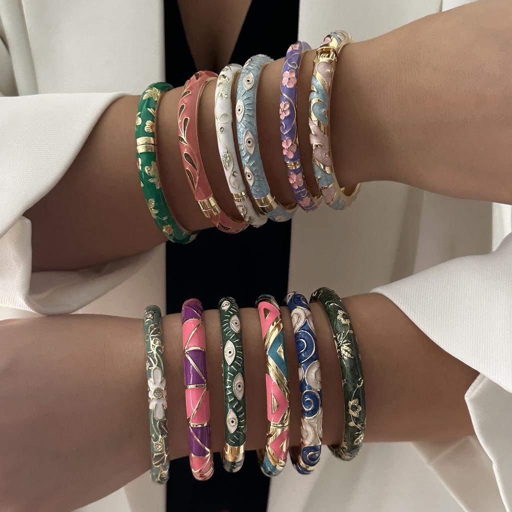 Colorful Metal Enamel Flower Bracelet For Women Ethnic Style Inlaid Zircon Floral Leaves Pattern Bangle Party Wedding Jewelry