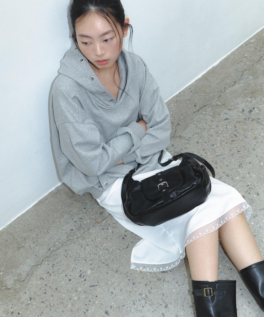 Andl Vintage Buckle Half Bag - Black
