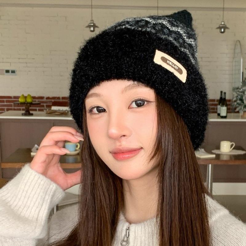 Sweet and Cute Cat Ears Plush Hat Women's Autumn and Winter Versatile Cold-proof Warm Hat Casual Face Small Knitted Hat