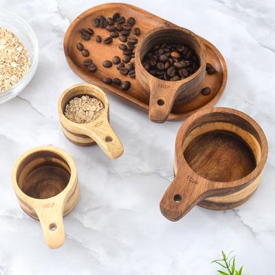 Tazze dosatrici in legno di acacia Set di 4 cucchiai dosatori per cottura Cucchiai dosatori per chicchi di caffè Attrezzi per cottura