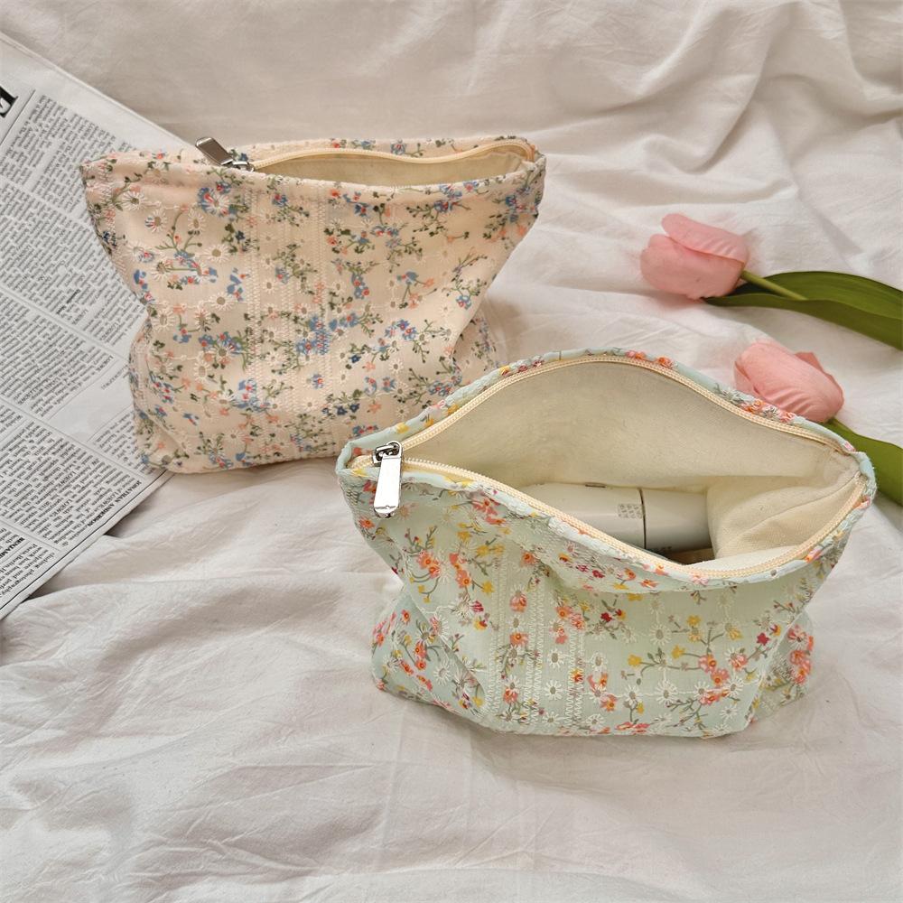 410123 Fresh Floral Canvas Cosmetic Bag Women's Portable Large-capacity Travel Toilet Bag Skin Care Product Storage Bag