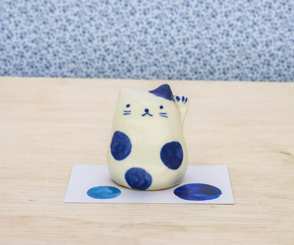 Craftsman House Dyed Cat Made in Japan Maneki-neko (Round)